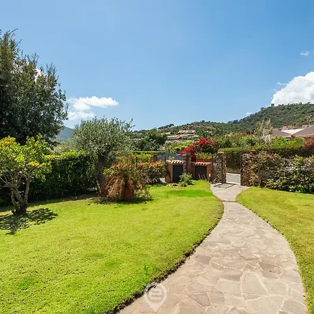 Carrubo Oasis Villa Pula