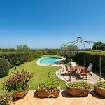 Carrubo Oasis Villa *