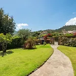 Carrubo Oasis Villa Pula