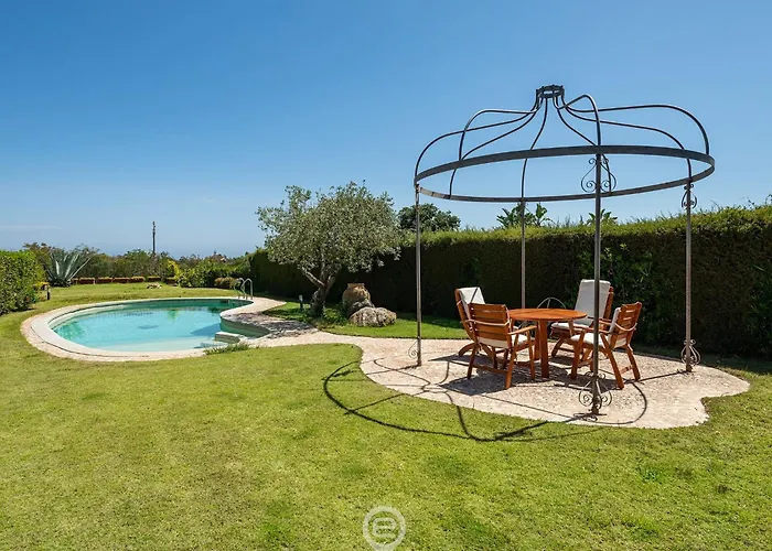 Carrubo Oasis Villa *